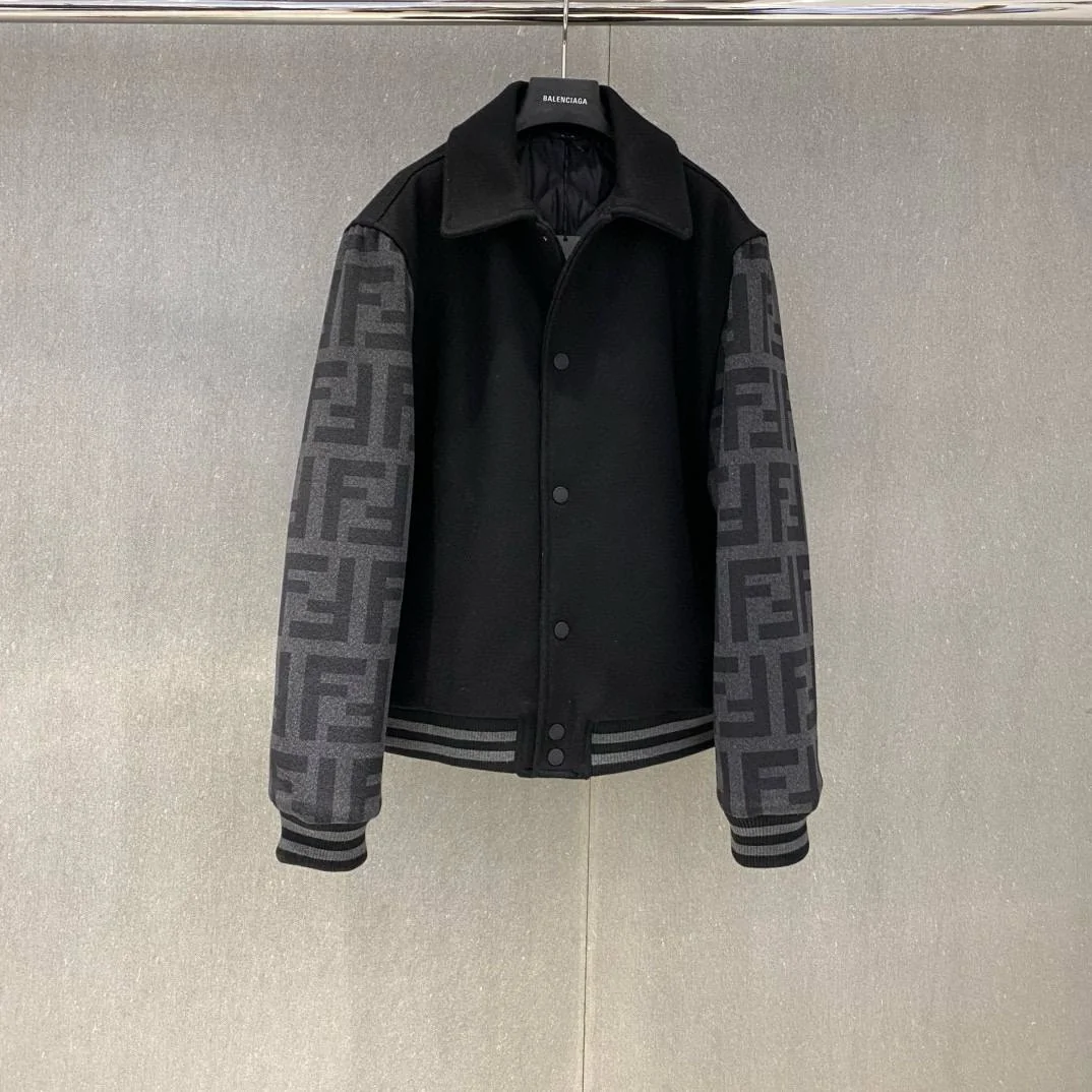 Чоловіча куртка - Fendi